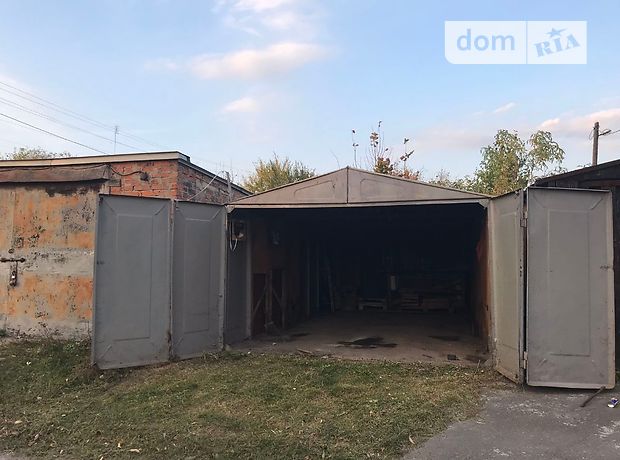 Отдельно стоящий гараж под легковое авто в Луцке, площадь 22 кв.м. фото 1 Отдельно стоящий гараж под легковое авто в Луцке, площадь 22 кв.м. фото 1