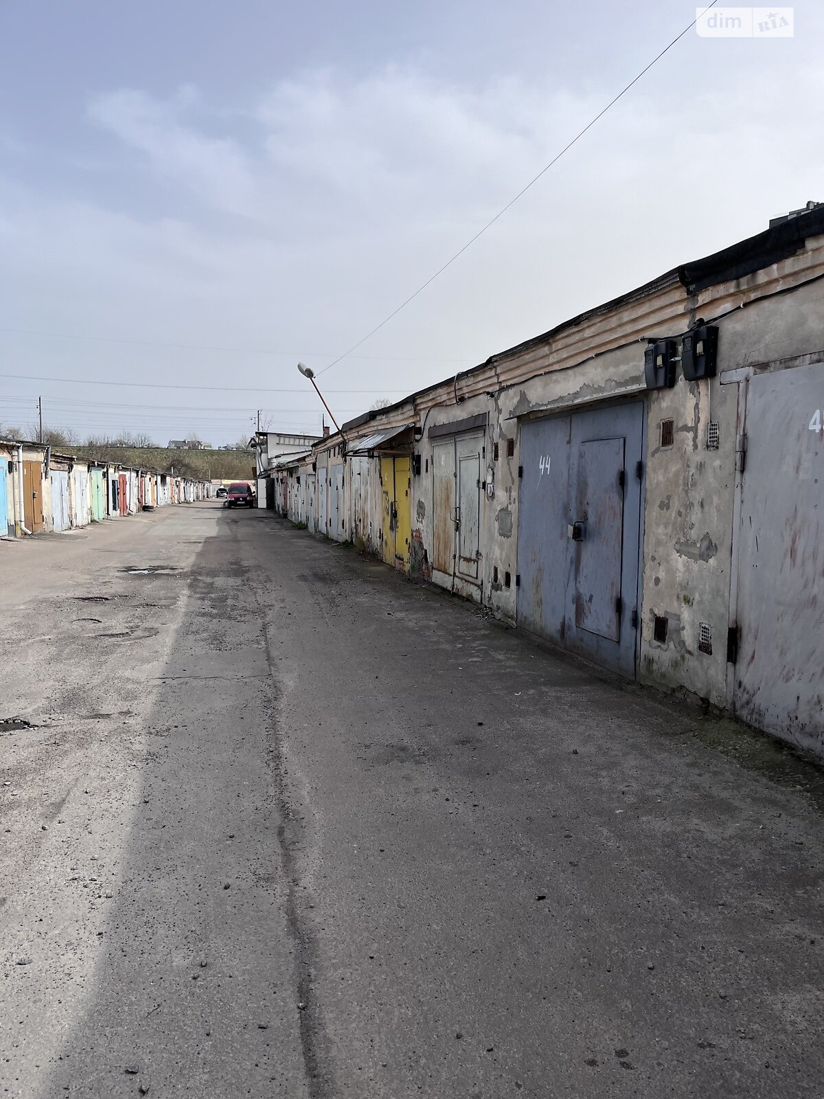 Отдельно стоящий гараж под легковое авто в Львове, площадь 20 кв.м. фото 1