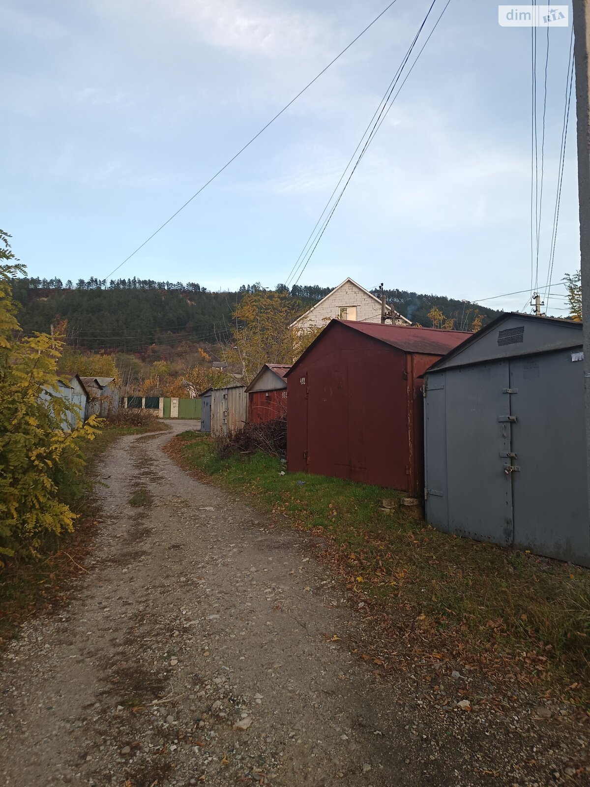 Отдельно стоящий гараж под легковое авто в Могилеве-Подольском, площадь 15 кв.м. фото 1 Отдельно стоящий гараж под легковое авто в Могилеве-Подольском, площадь 15 кв.м. фото 1