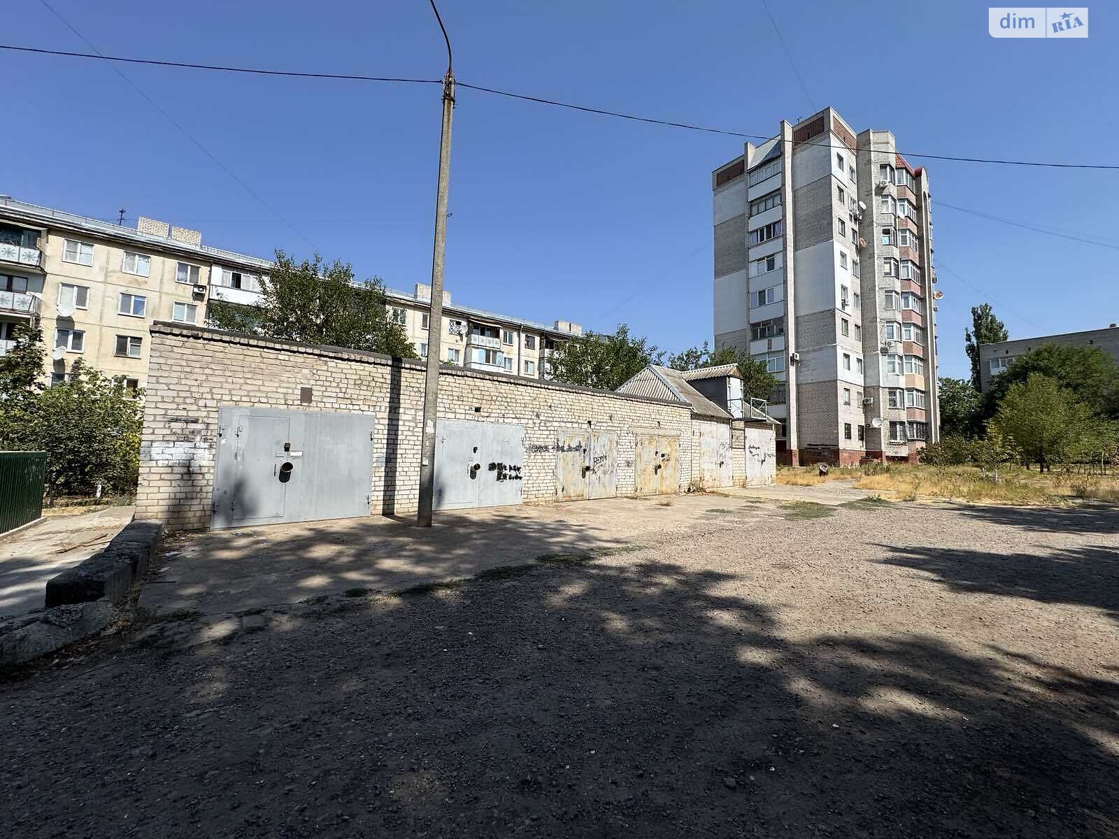 Отдельно стоящий гараж под легковое авто в Николаеве, площадь 24 кв.м. фото 1 Отдельно стоящий гараж под легковое авто в Николаеве, площадь 24 кв.м. фото 1