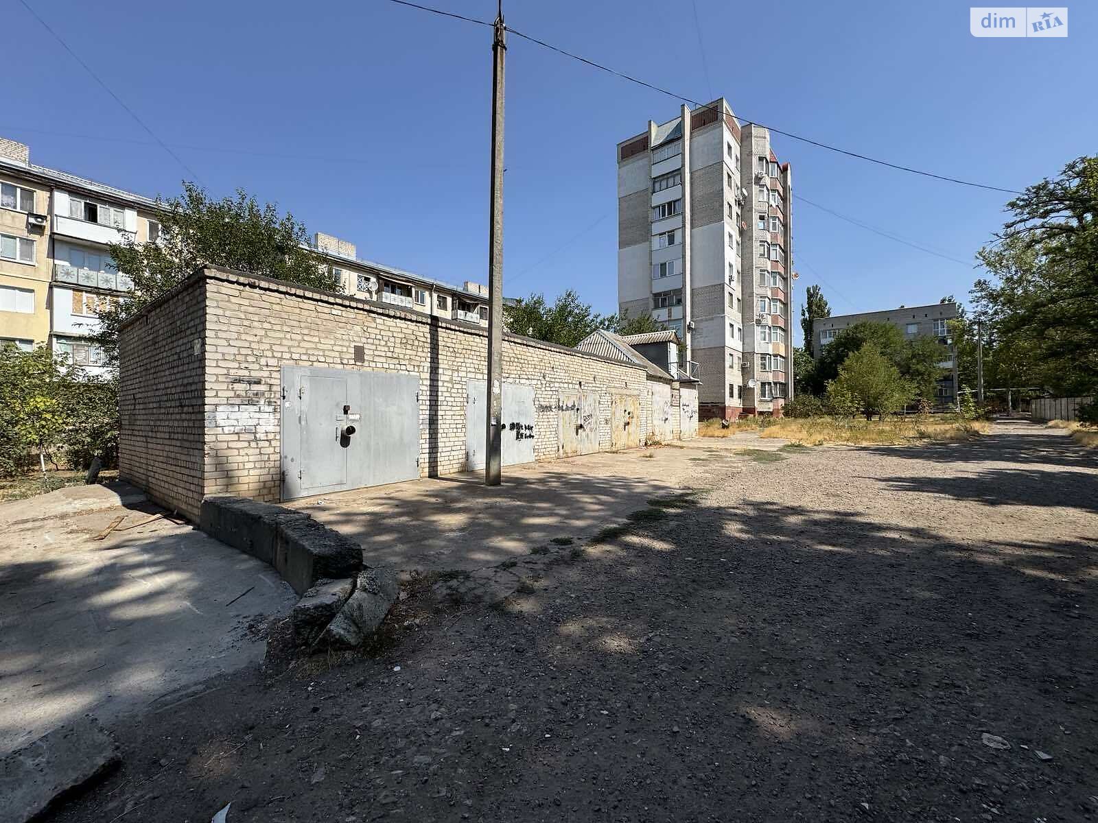 Отдельно стоящий гараж под легковое авто в Николаеве, площадь 24 кв.м. фото 1 Отдельно стоящий гараж под легковое авто в Николаеве, площадь 24 кв.м. фото 1