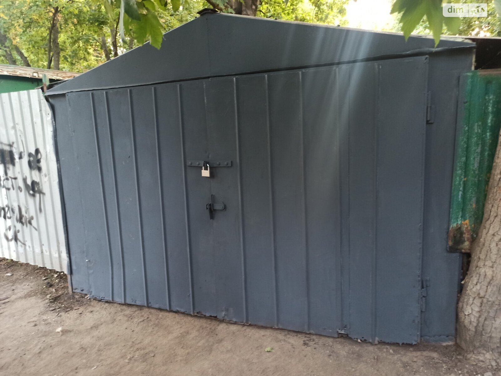 Отдельно стоящий гараж под легковое авто в Одессе, площадь 17 кв.м. фото 1 Отдельно стоящий гараж под легковое авто в Одессе, площадь 17 кв.м. фото 1