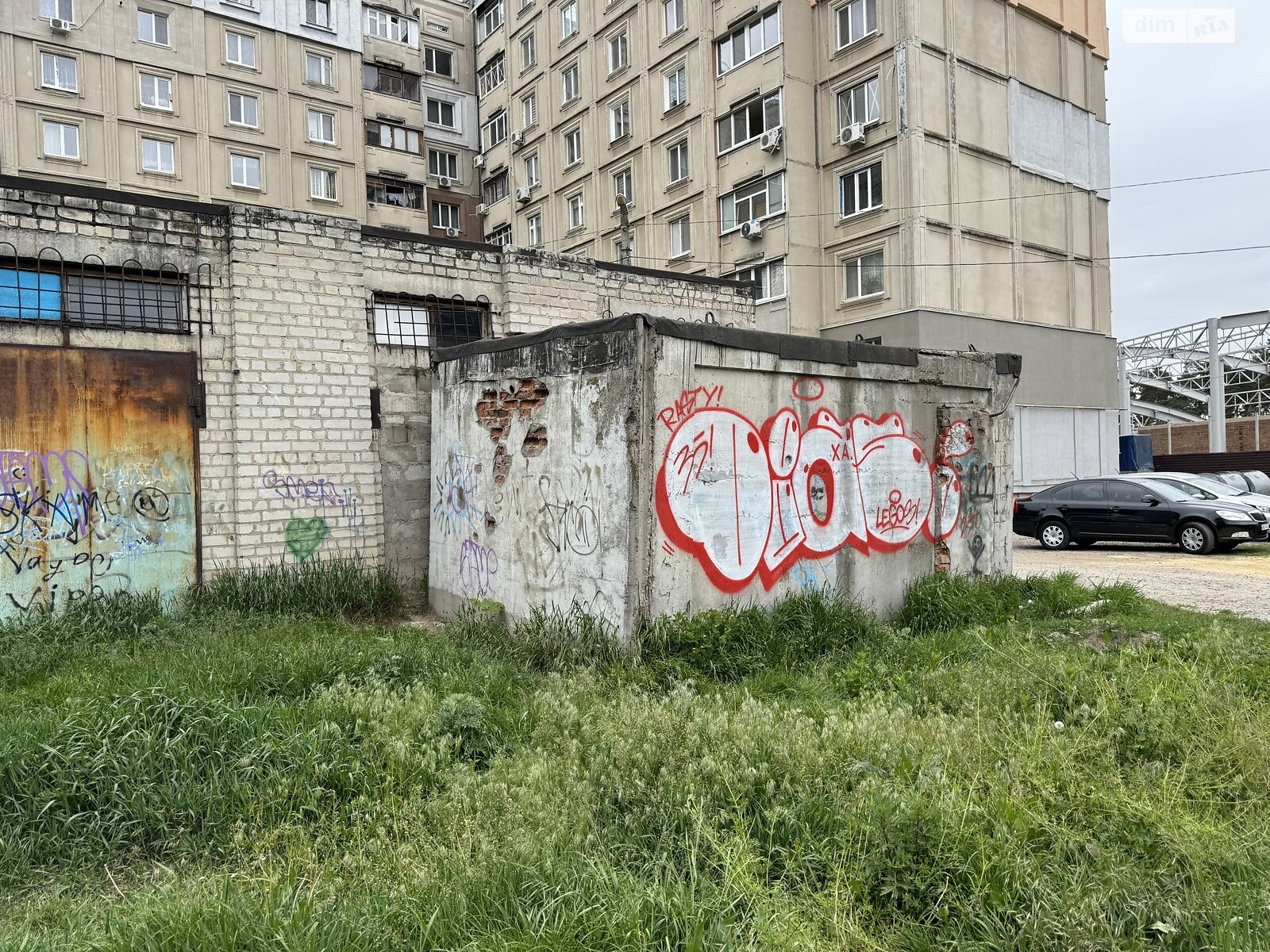 Окремий гараж універсальний в Пісочині, площа 20 кв.м. фото 1 Окремий гараж універсальний в Пісочині, площа 20 кв.м. фото 1