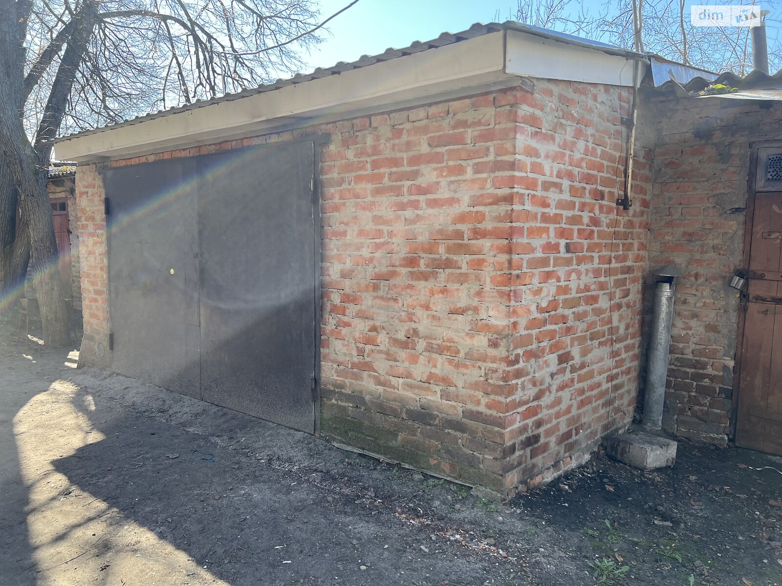 Окремий гараж під легкове авто в Полтаві, площа 33 кв.м. фото 1 Окремий гараж під легкове авто в Полтаві, площа 33 кв.м. фото 1