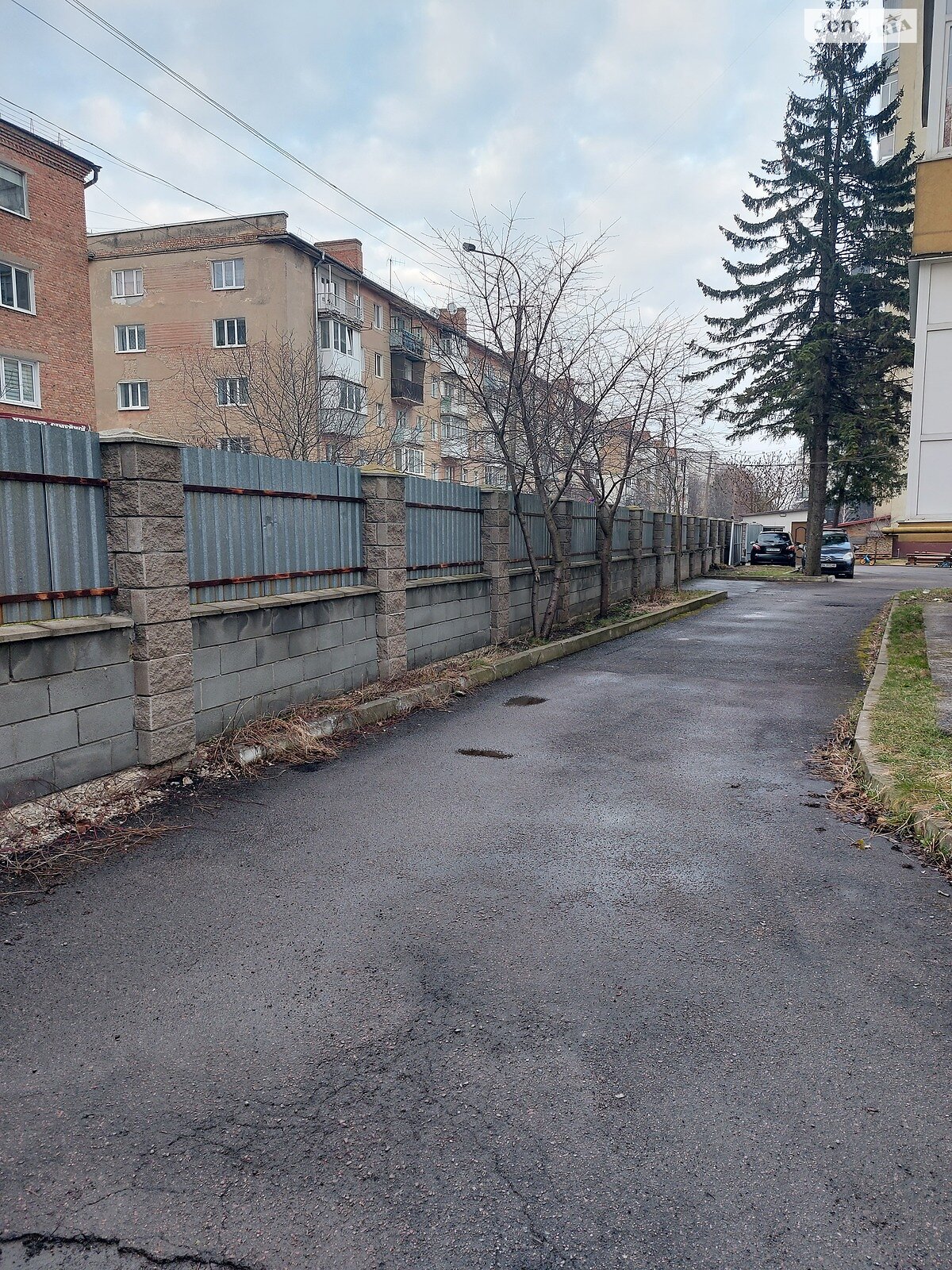 Окремий гараж під легкове авто в Рівному, площа 20 кв.м. фото 1