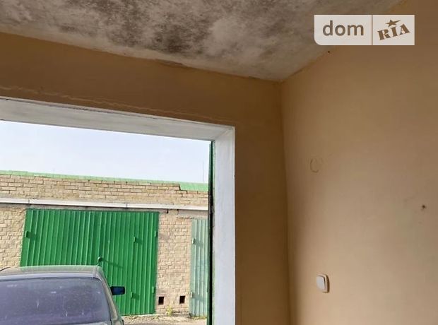Отдельно стоящий гараж под легковое авто в Ровно, площадь 18 кв.м. фото 1 Отдельно стоящий гараж под легковое авто в Ровно, площадь 18 кв.м. фото 1