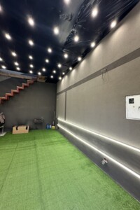 Отдельно стоящий гараж универсальный в Тернополе, площадь 72 кв.м. фото 2 Отдельно стоящий гараж универсальный в Тернополе, площадь 72 кв.м. фото 2