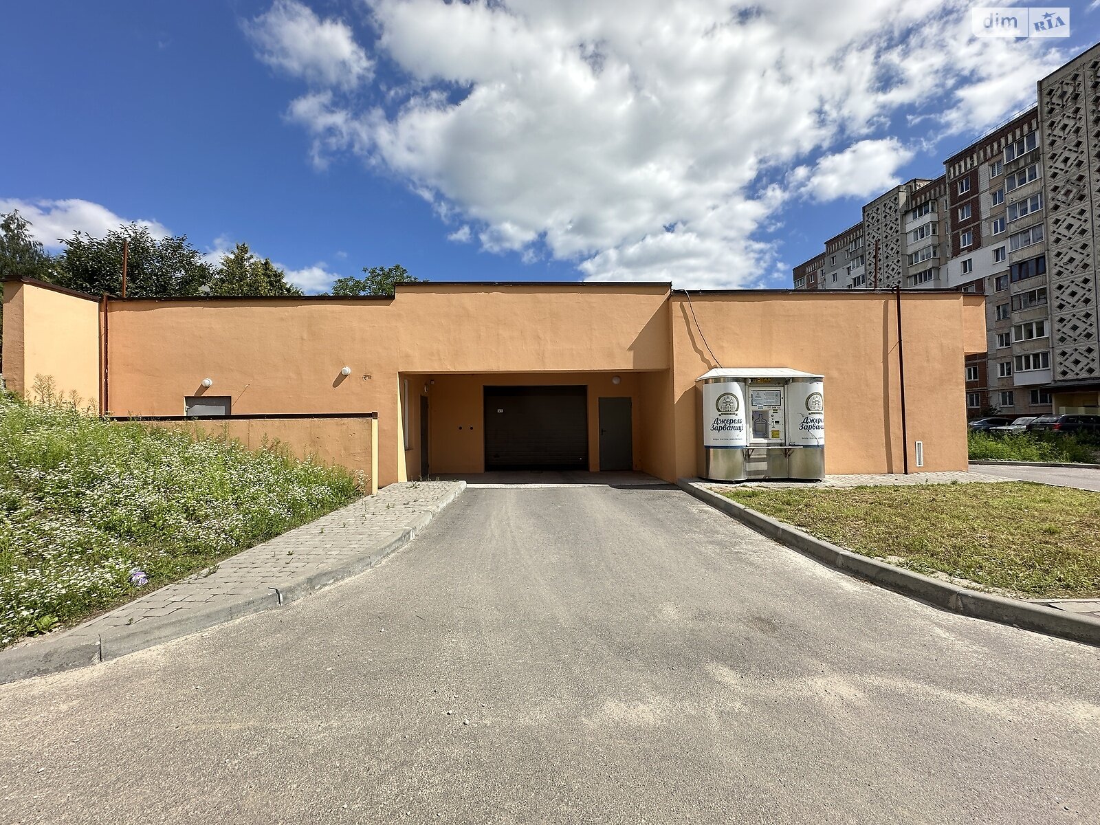 Отдельно стоящий гараж под легковое авто в Тернополе, площадь 20.9 кв.м. фото 1 Отдельно стоящий гараж под легковое авто в Тернополе, площадь 20.9 кв.м. фото 1