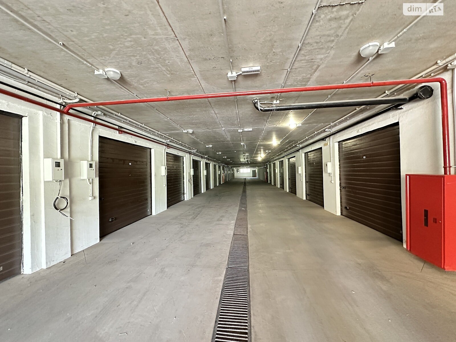 Отдельно стоящий гараж под легковое авто в Тернополе, площадь 20.9 кв.м. фото 1 Отдельно стоящий гараж под легковое авто в Тернополе, площадь 20.9 кв.м. фото 1