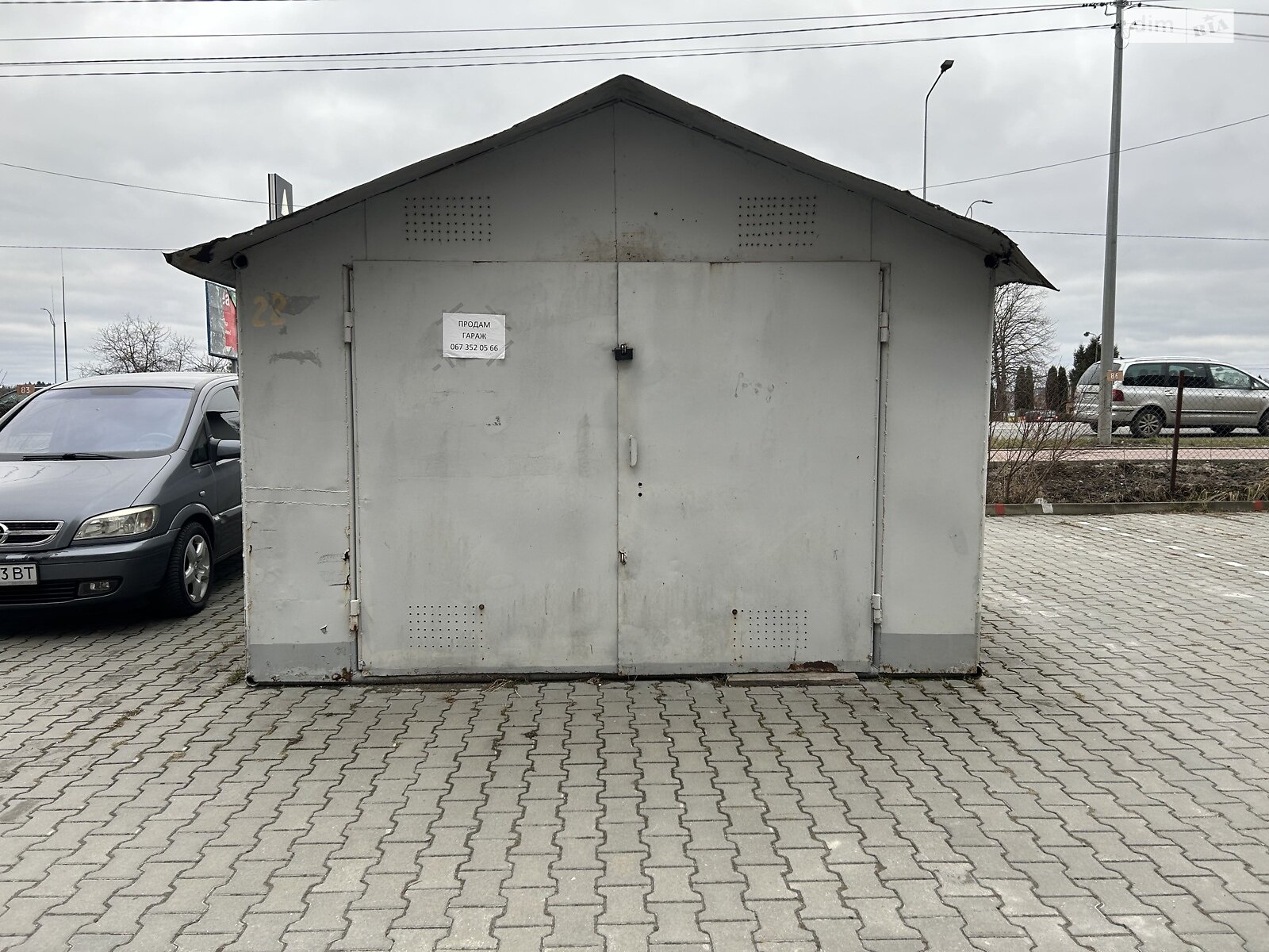 Отдельно стоящий гараж под легковое авто в Тернополе, площадь 20 кв.м. фото 1