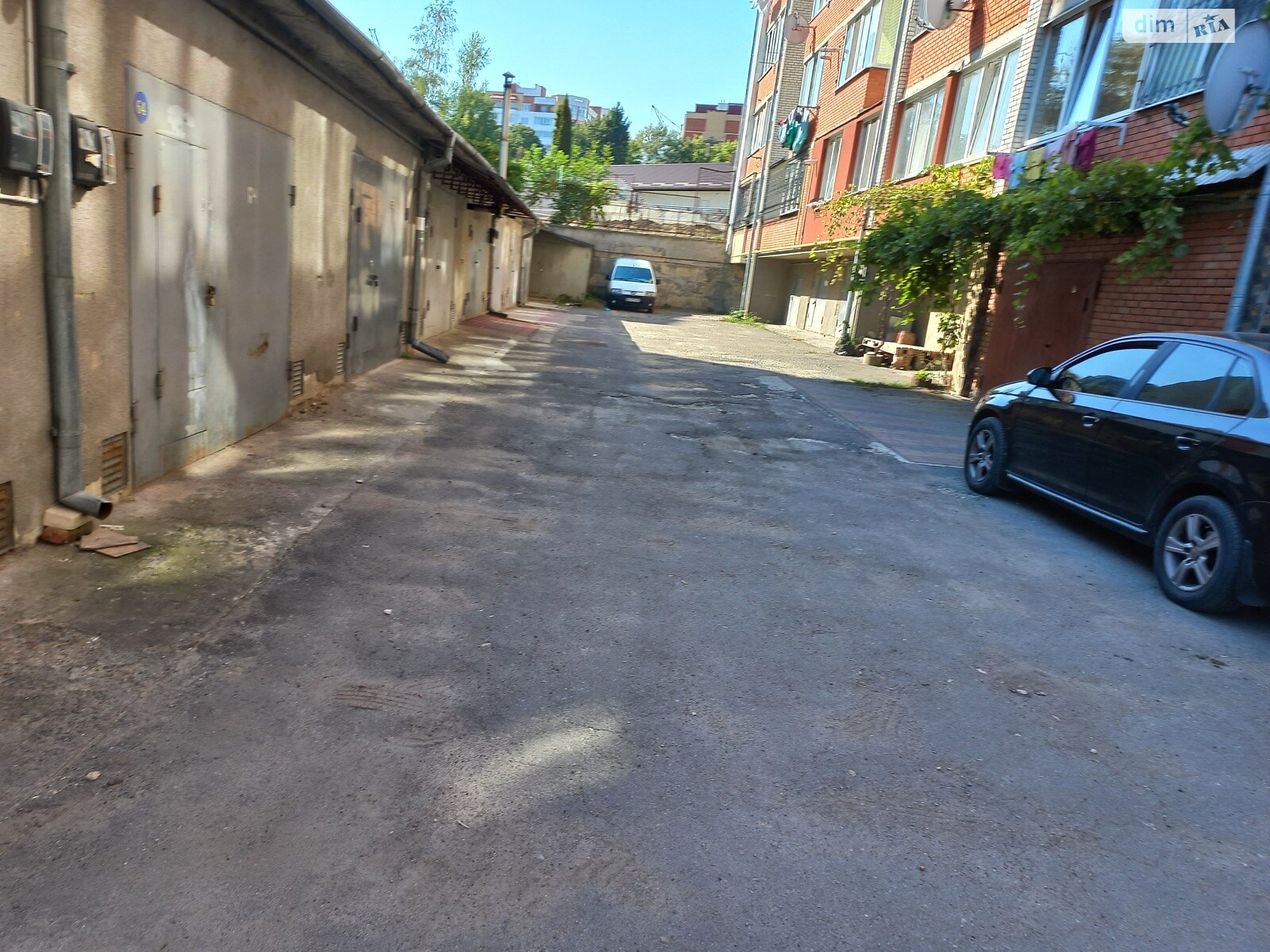 Отдельно стоящий гараж под легковое авто в Тернополе, площадь 20 кв.м. фото 1