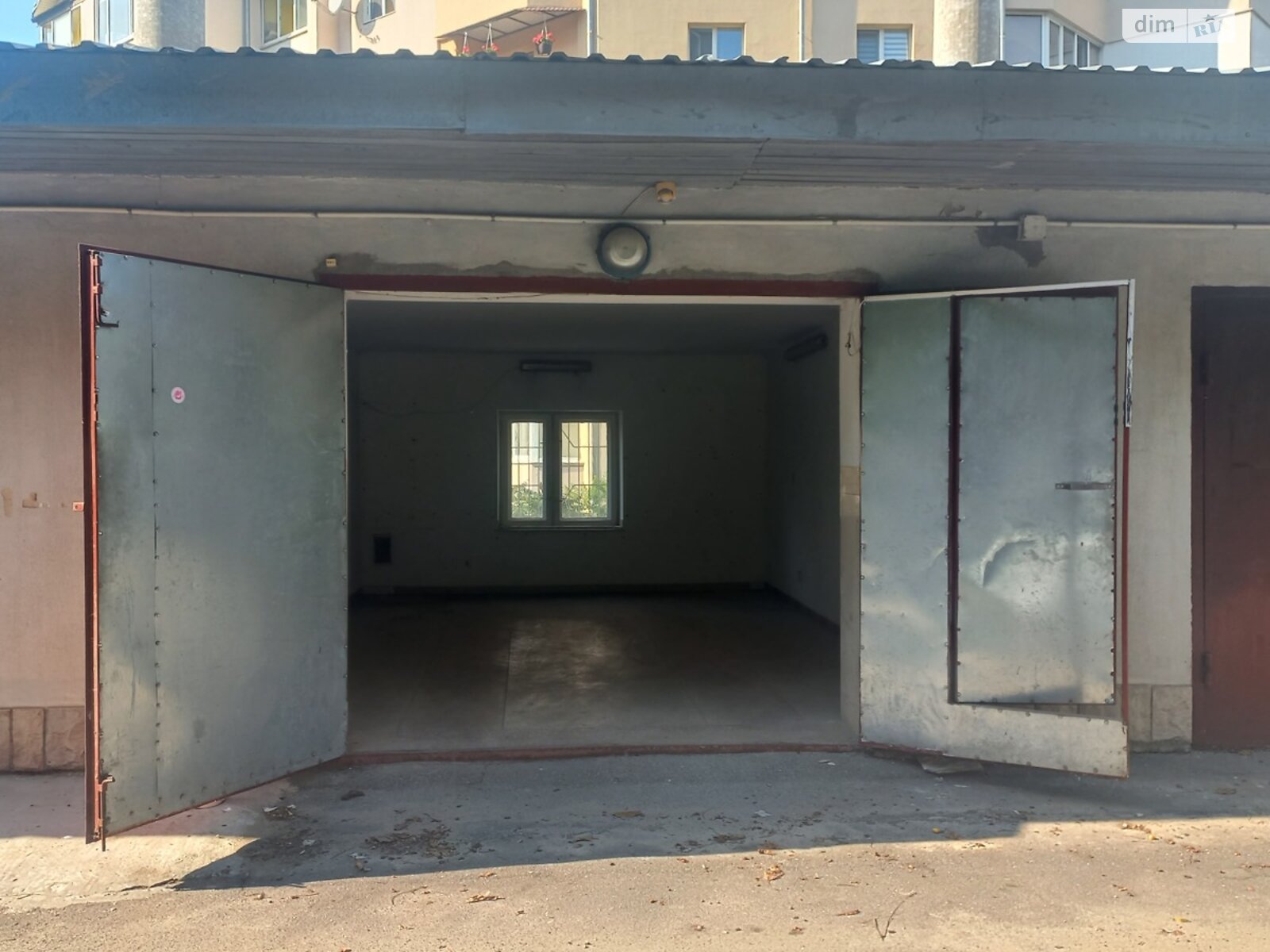 Отдельно стоящий гараж под легковое авто в Тернополе, площадь 22.1 кв.м. фото 1 Отдельно стоящий гараж под легковое авто в Тернополе, площадь 22.1 кв.м. фото 1