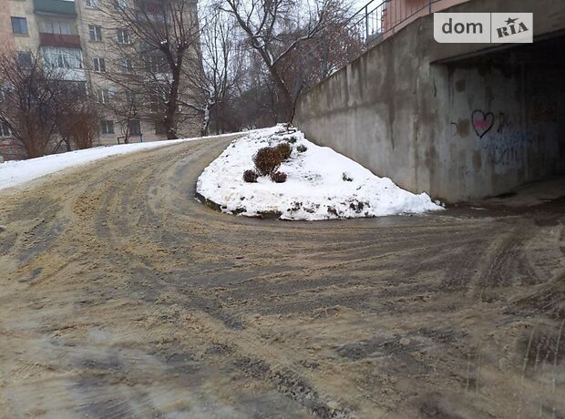 Отдельно стоящий гараж под легковое авто в Тернополе, площадь 16 кв.м. фото 1 Отдельно стоящий гараж под легковое авто в Тернополе, площадь 16 кв.м. фото 1