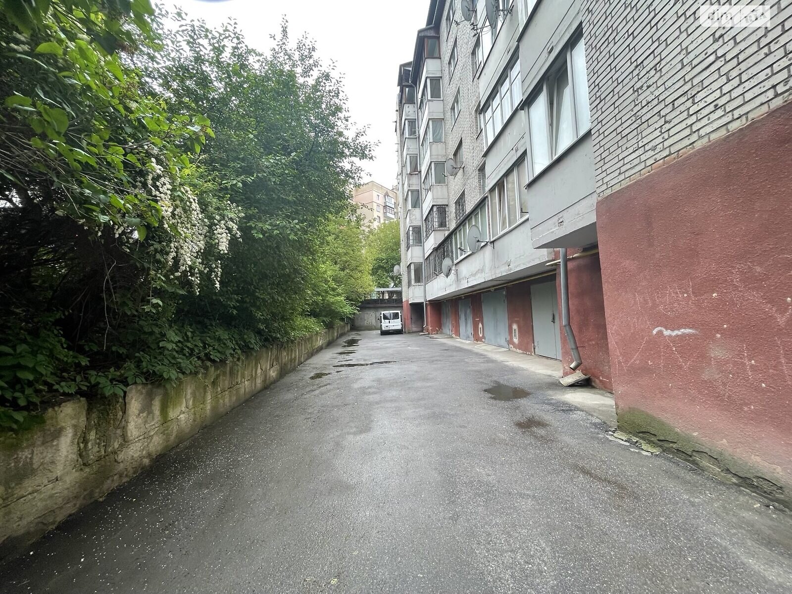 Отдельно стоящий гараж под легковое авто в Тернополе, площадь 22.2 кв.м. фото 1 Отдельно стоящий гараж под легковое авто в Тернополе, площадь 22.2 кв.м. фото 1