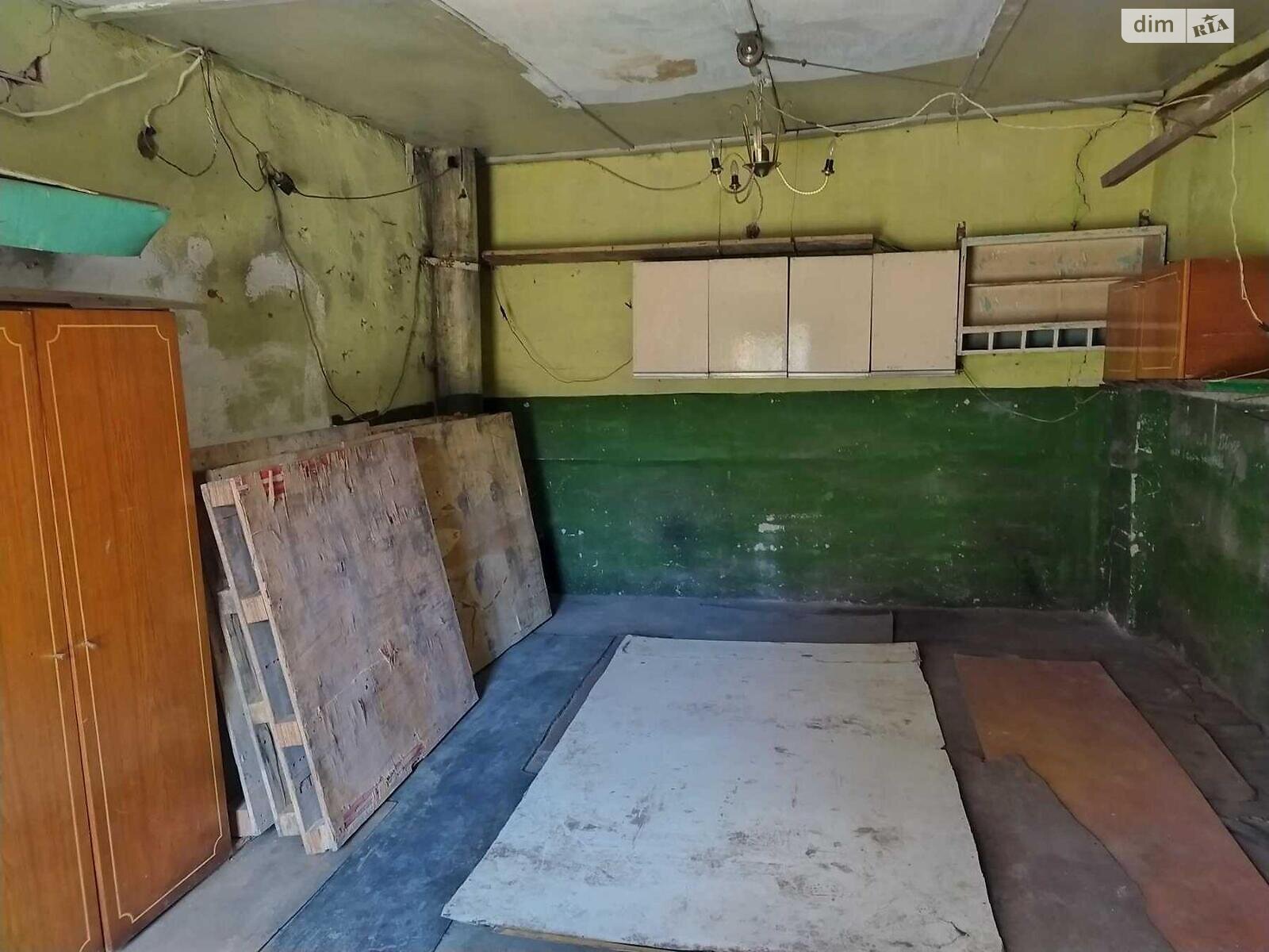 Окремий гараж універсальний в Тернополі, площа 28 кв.м. фото 1 Окремий гараж універсальний в Тернополі, площа 28 кв.м. фото 1