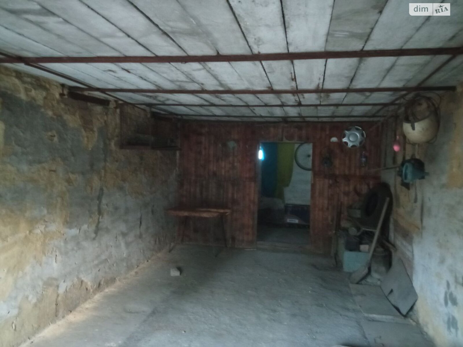 Окремий гараж під легкове авто в Тернівці, площа 36 кв.м. фото 1 Окремий гараж під легкове авто в Тернівці, площа 36 кв.м. фото 1