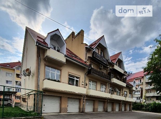 Отдельно стоящий гараж под легковое авто в Ужгороде, площадь 18 кв.м. фото 1 Отдельно стоящий гараж под легковое авто в Ужгороде, площадь 18 кв.м. фото 1