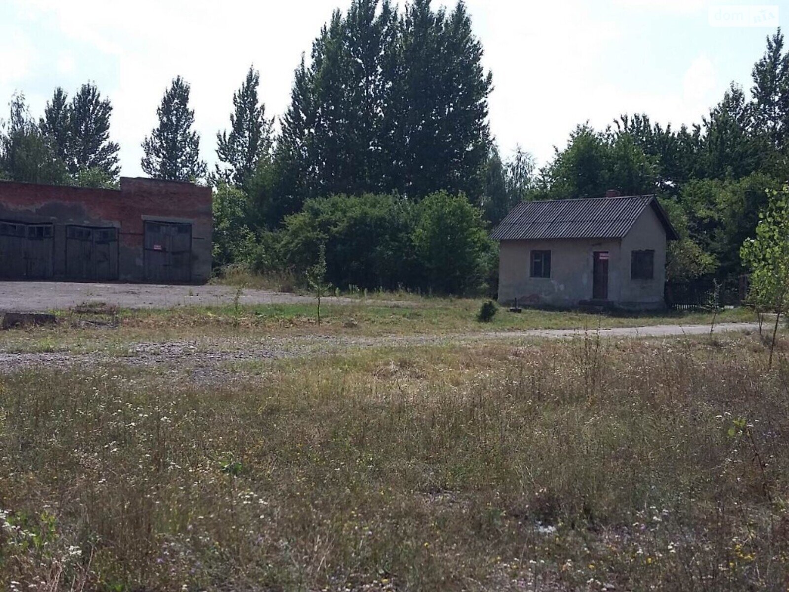 Отдельно стоящий гараж универсальный в Вашковцах, площадь 800 кв.м. фото 1