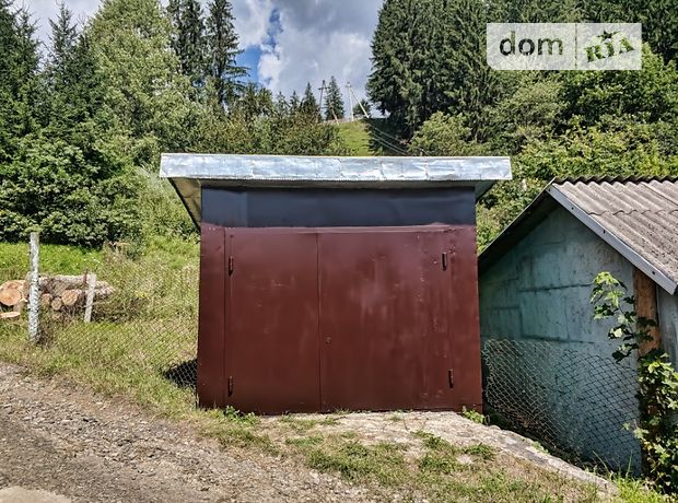 Отдельно стоящий гараж под легковое авто в Верховине, площадь 15 кв.м. фото 1 Отдельно стоящий гараж под легковое авто в Верховине, площадь 15 кв.м. фото 1