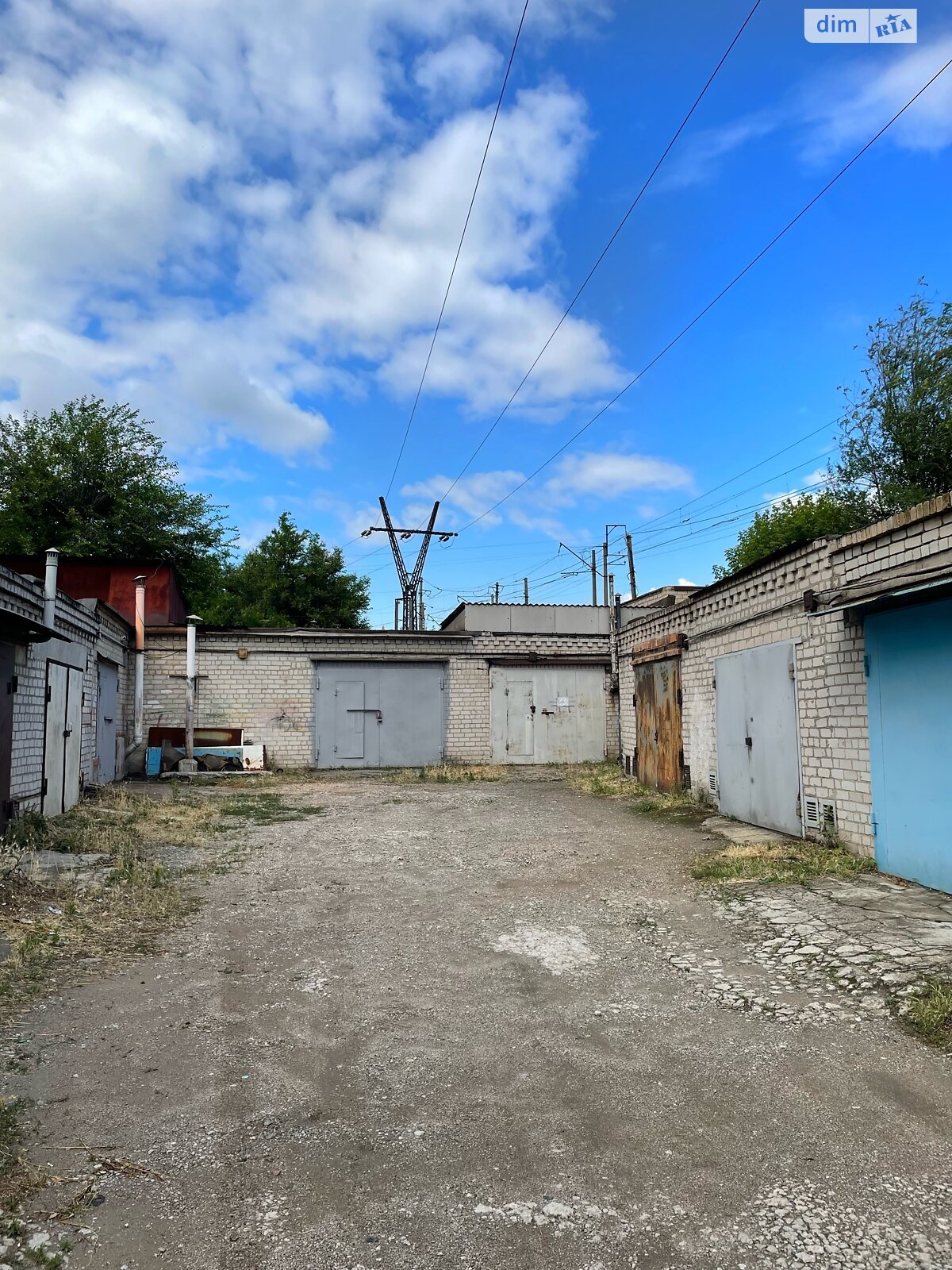 Окремий гараж під легкове авто в Запоріжжі, площа 28 кв.м. фото 1