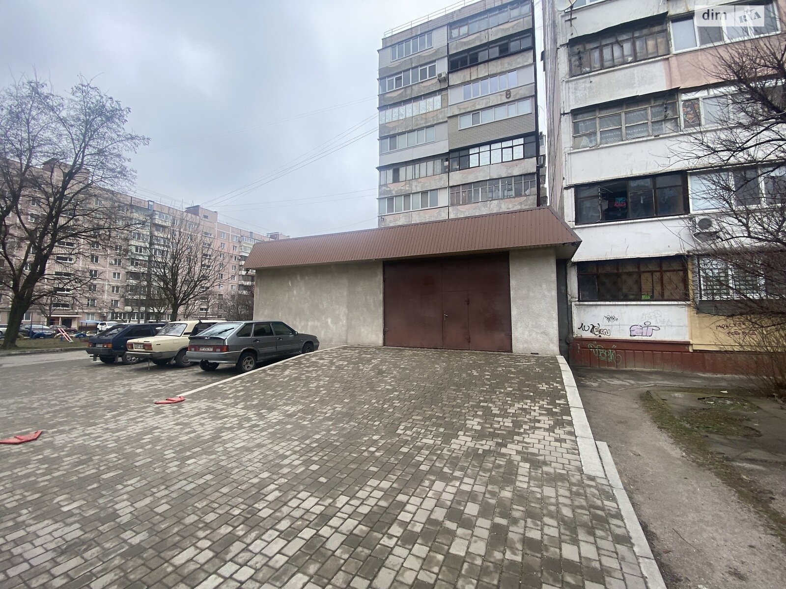 Отдельно стоящий гараж под легковое авто в Запорожье, площадь 47 кв.м. фото 1