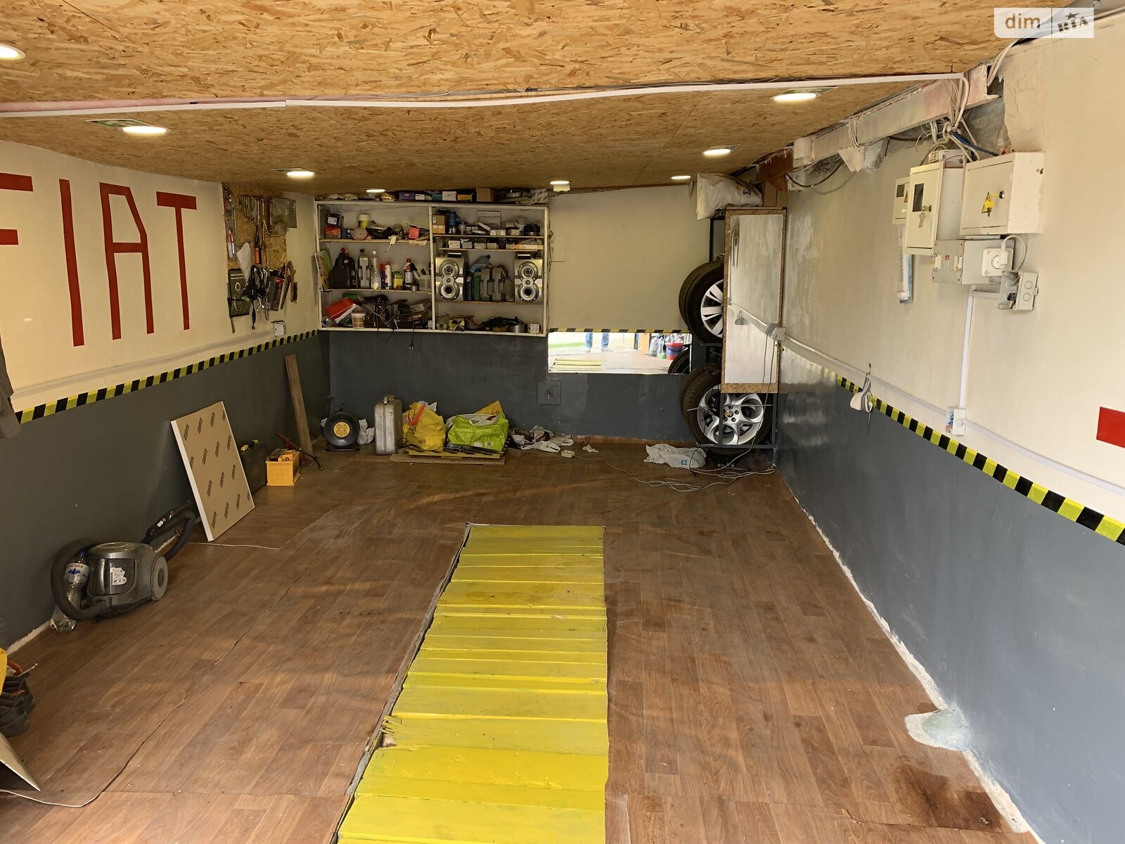 Окремий гараж під легкове авто в Запоріжжі, площа 30 кв.м. фото 1