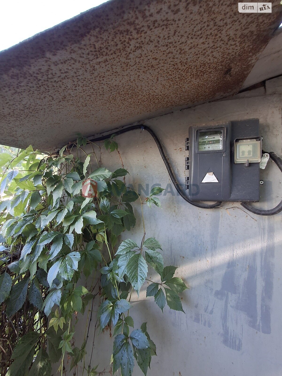 Отдельно стоящий гараж под бус в Запорожье, площадь 12 кв.м. фото 1 Отдельно стоящий гараж под бус в Запорожье, площадь 12 кв.м. фото 1