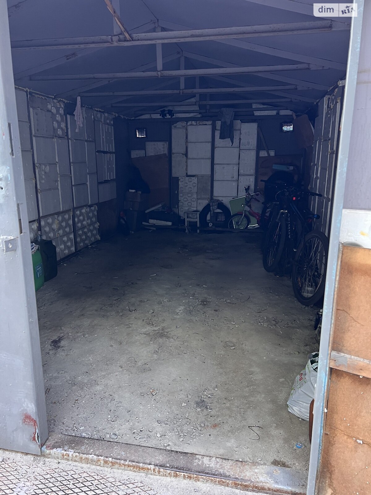 Отдельно стоящий гараж под легковое авто в Запорожье, площадь 6.9 кв.м. фото 1 Отдельно стоящий гараж под легковое авто в Запорожье, площадь 6.9 кв.м. фото 1