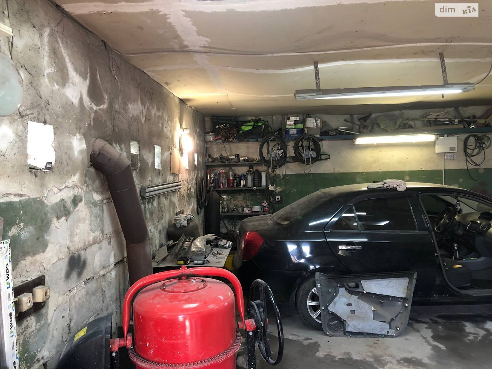 Отдельно стоящий гараж под легковое авто в Запорожье, площадь 43 кв.м. фото 1