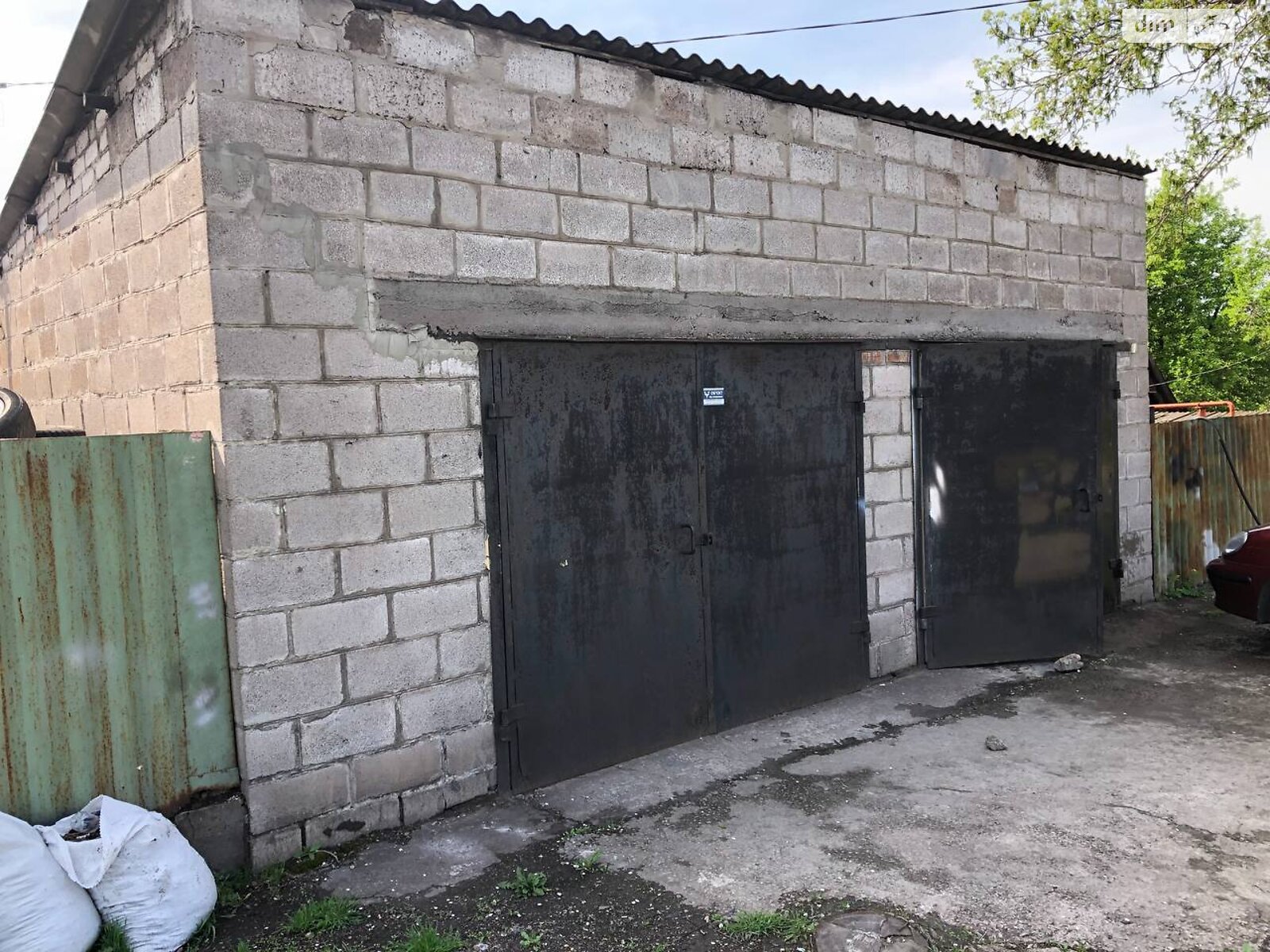 Отдельно стоящий гараж под легковое авто в Запорожье, площадь 43 кв.м. фото 1