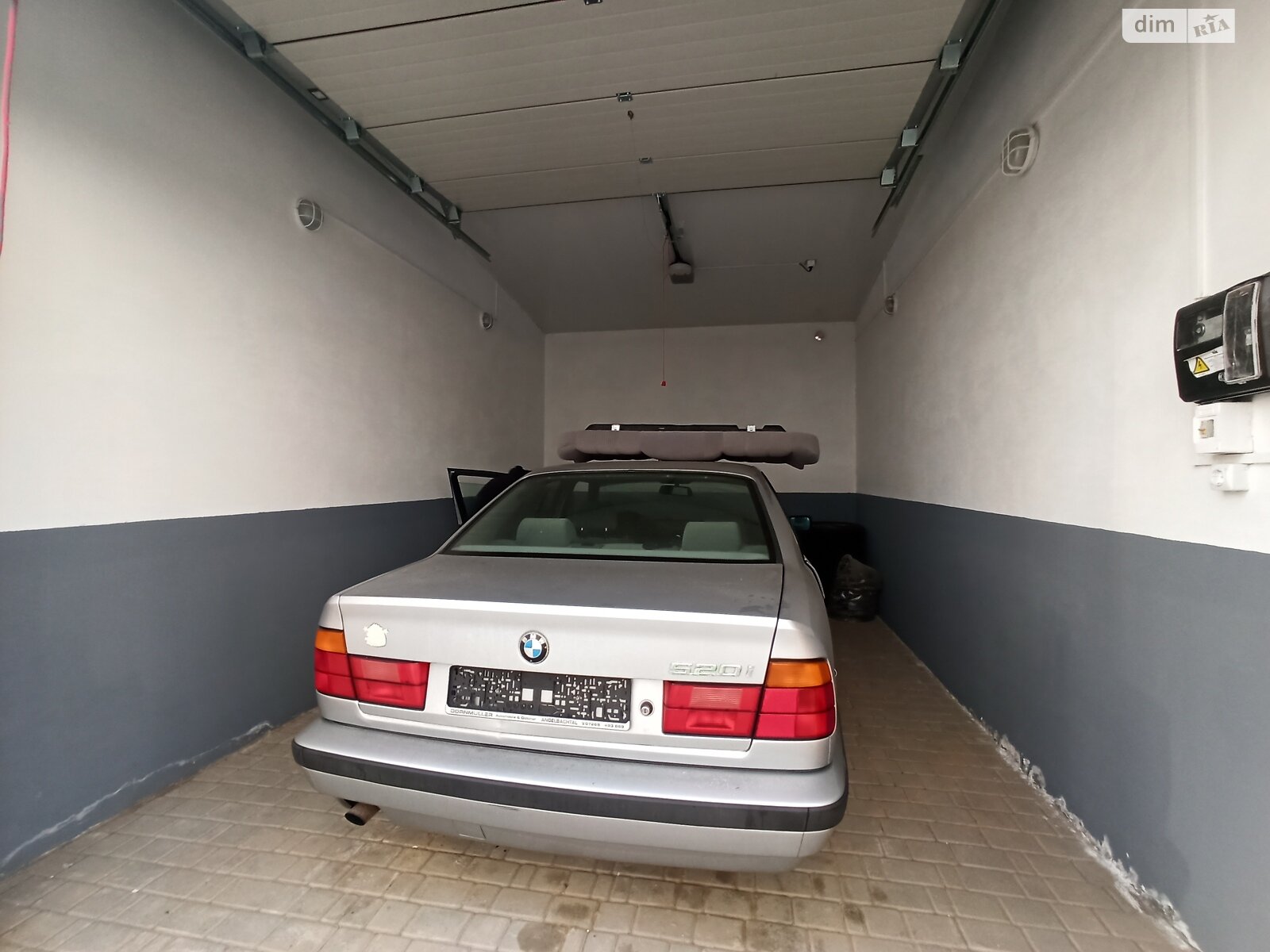 Отдельно стоящий гараж под легковое авто в Зарванцах, площадь 20 кв.м. фото 1