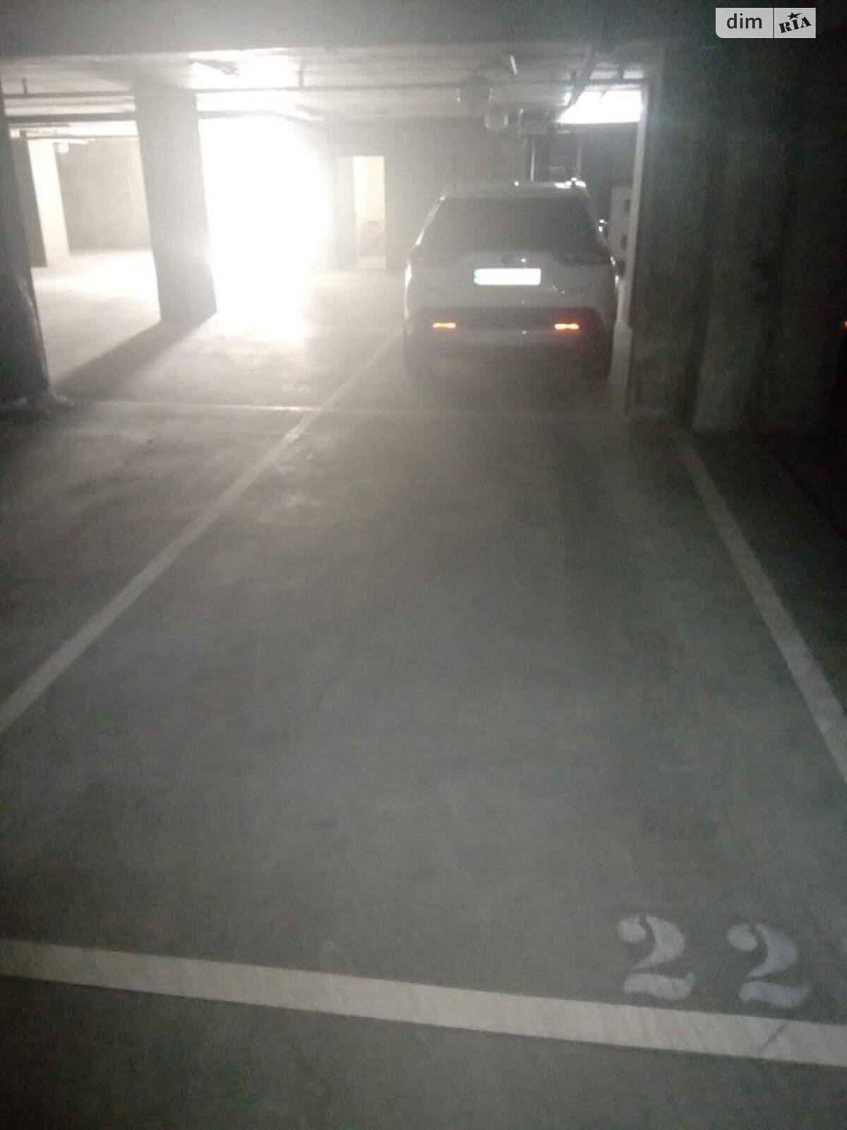 Місце в підземному паркінгу під легкове авто в Дніпрі, площа 20 кв.м. фото 1