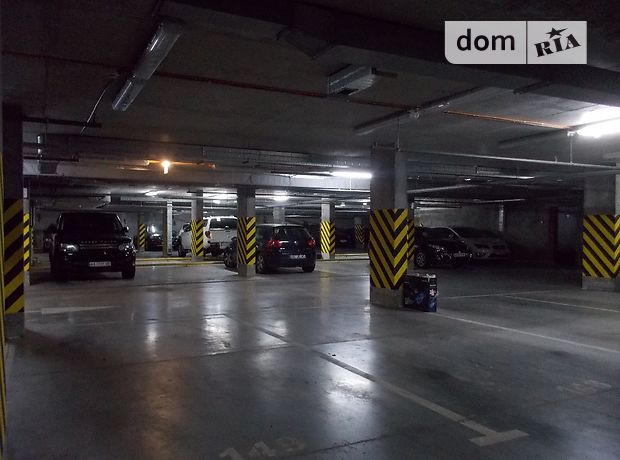 Место в подземном паркинге под легковое авто в Киеве, площадь 15.5 кв.м. фото 1 Место в подземном паркинге под легковое авто в Киеве, площадь 15.5 кв.м. фото 1