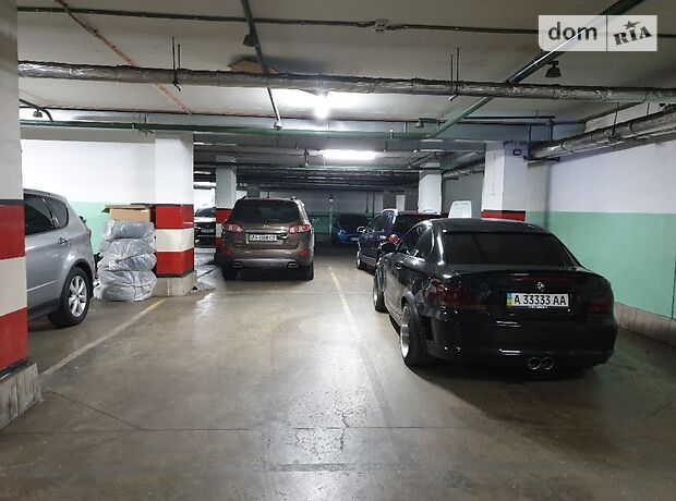 Место в подземном паркинге под легковое авто в Киеве, площадь 21.4 кв.м. фото 1 Место в подземном паркинге под легковое авто в Киеве, площадь 21.4 кв.м. фото 1