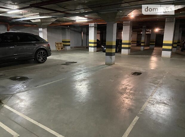Місце в підземному паркінгу під легкове авто в Львові, площа 17.6 кв.м. фото 1 Місце в підземному паркінгу під легкове авто в Львові, площа 17.6 кв.м. фото 1
