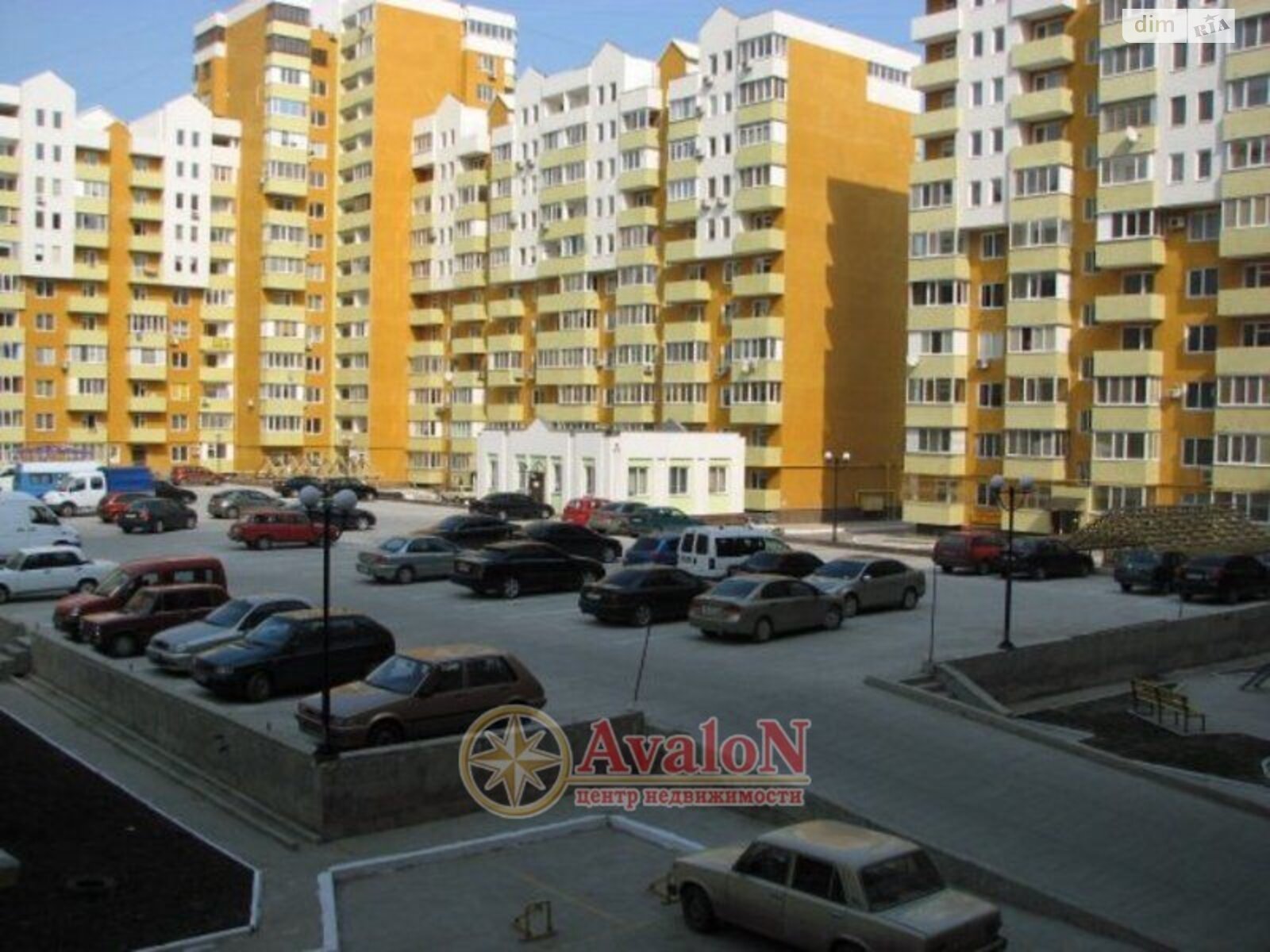 Место в подземном паркинге под легковое авто в Одессе, площадь 16 кв.м. фото 1