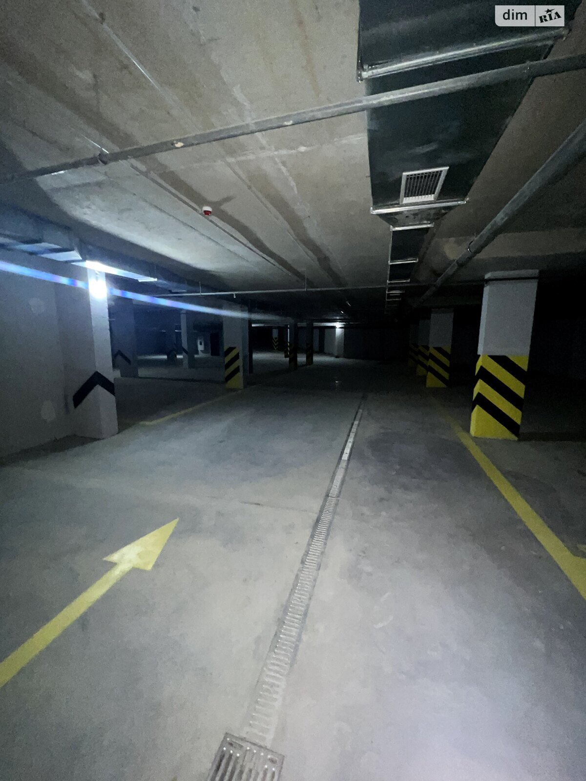 Місце в підземному паркінгу під легкове авто в Вінниці, площа 15 кв.м. фото 1