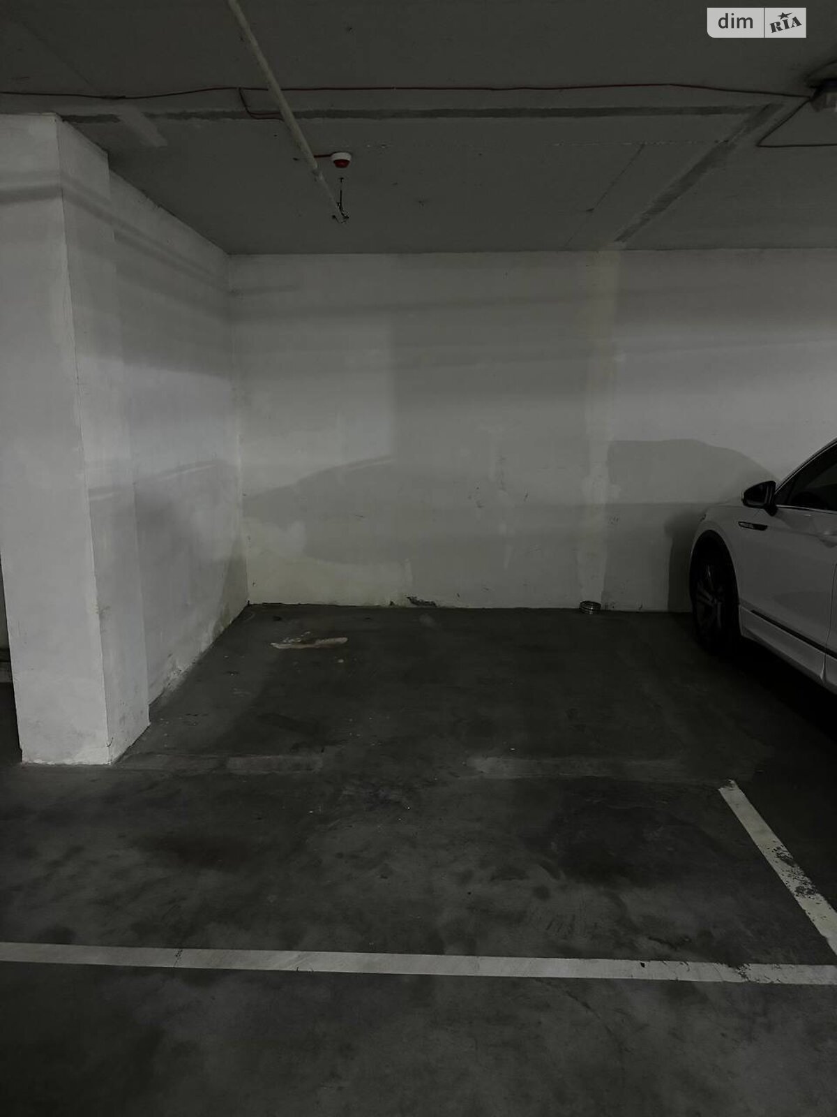 Місце в підземному паркінгу під легкове авто в Дніпрі, площа 17.4 кв.м. фото 1