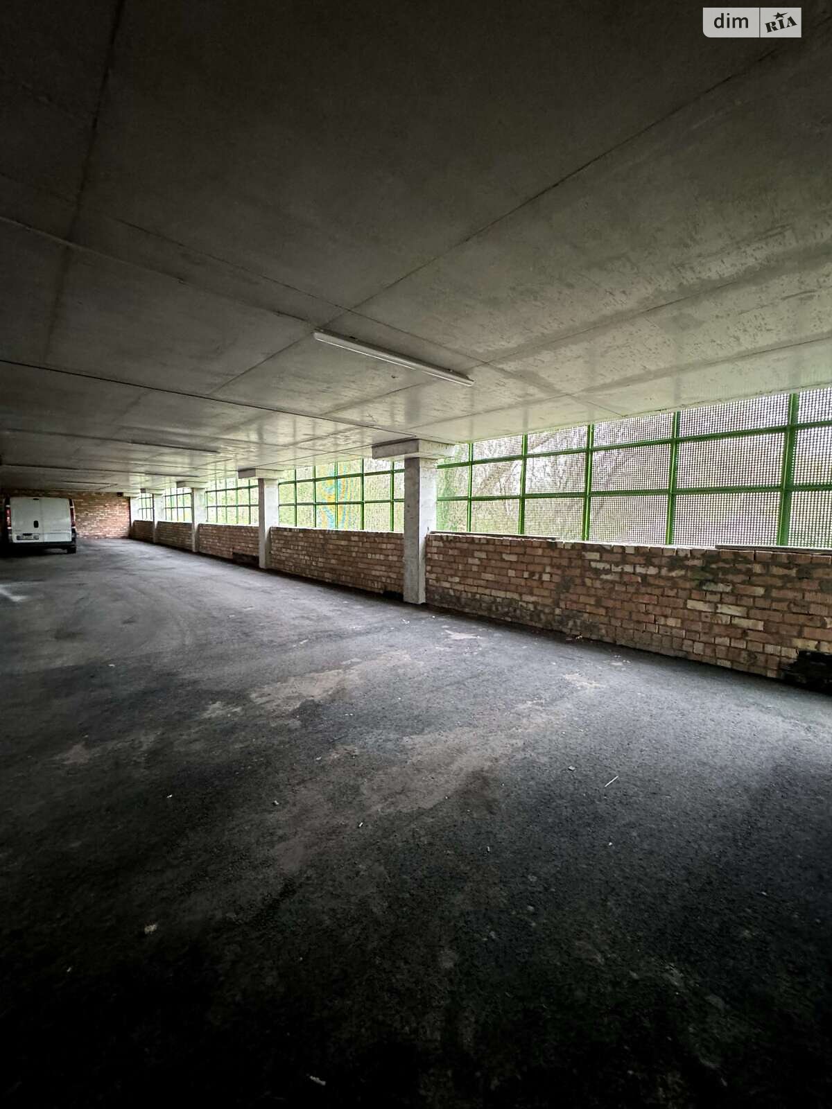 Место в подземном паркинге универсальный в Днепре, площадь 14 кв.м. фото 1