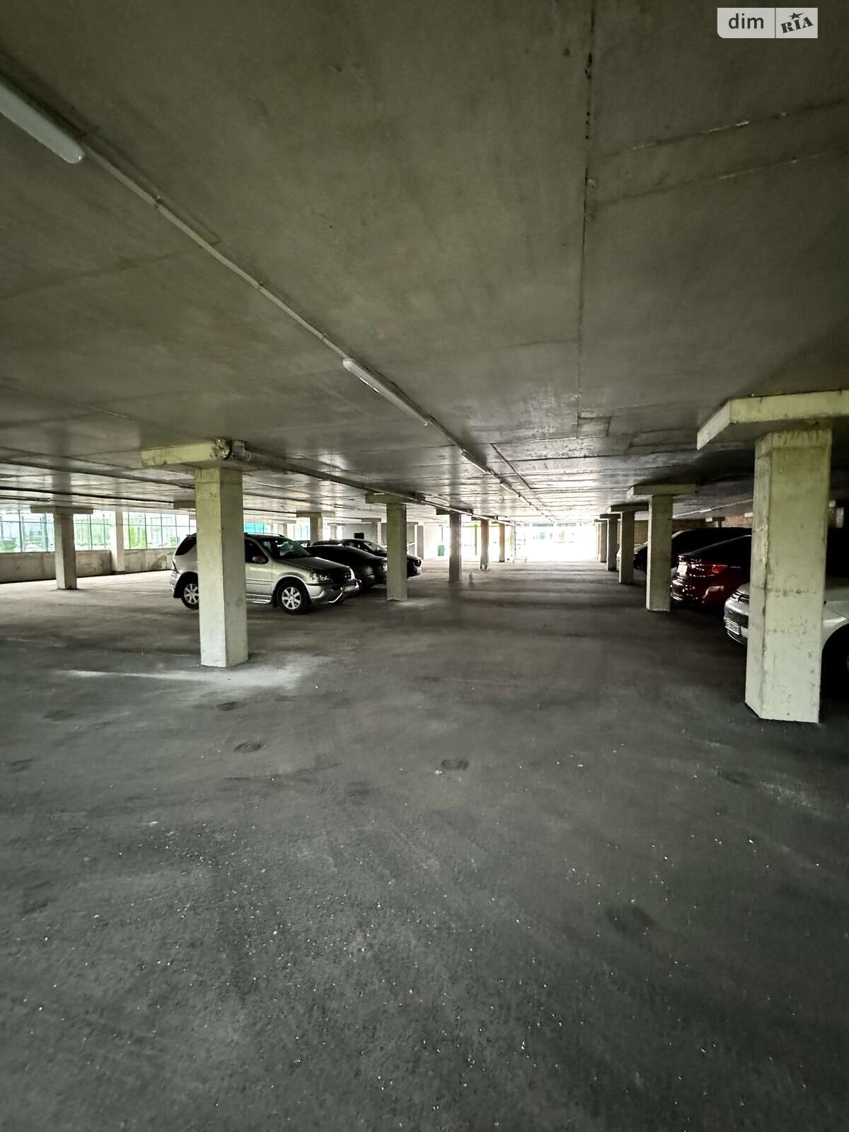 Місце в підземному паркінгу універсальний в Дніпрі, площа 14 кв.м. фото 1