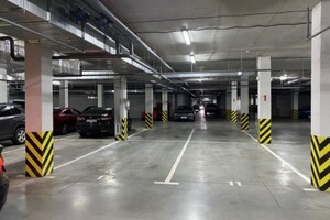 Место в подземном паркинге под легковое авто в Днепре, площадь 17.4 кв.м. фото 2