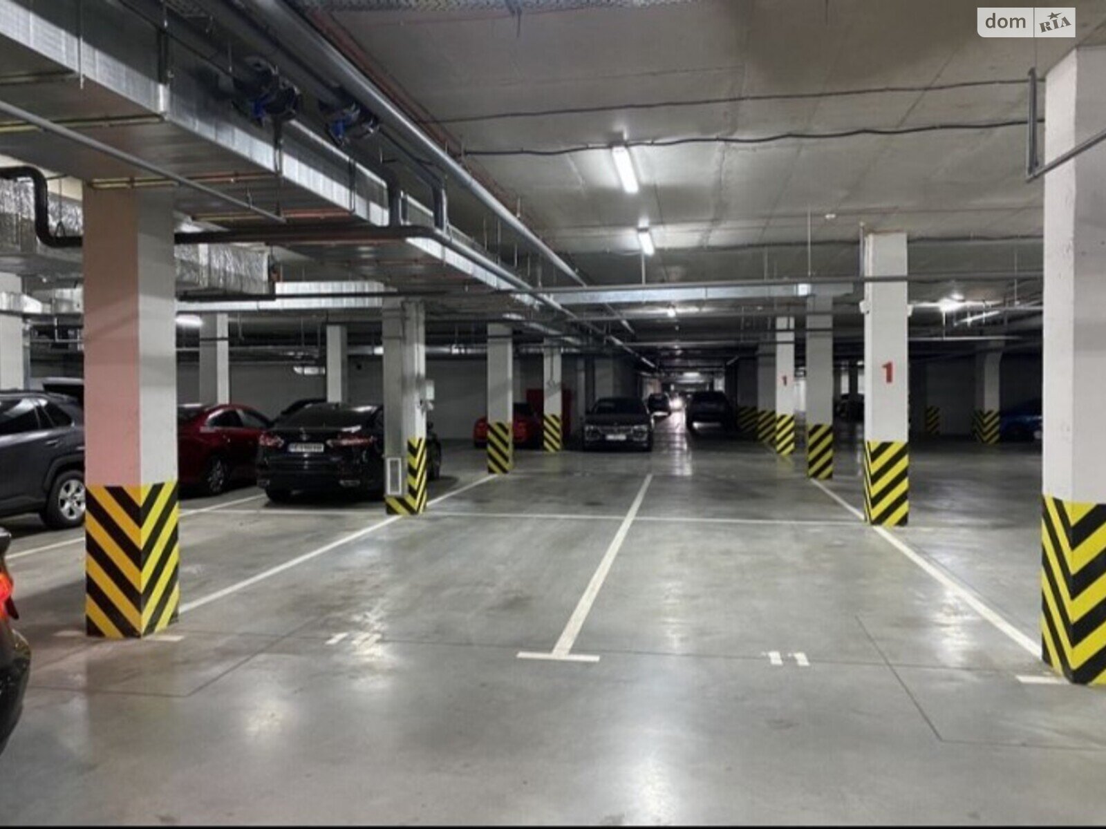 Место в подземном паркинге под легковое авто в Днепре, площадь 17.4 кв.м. фото 1