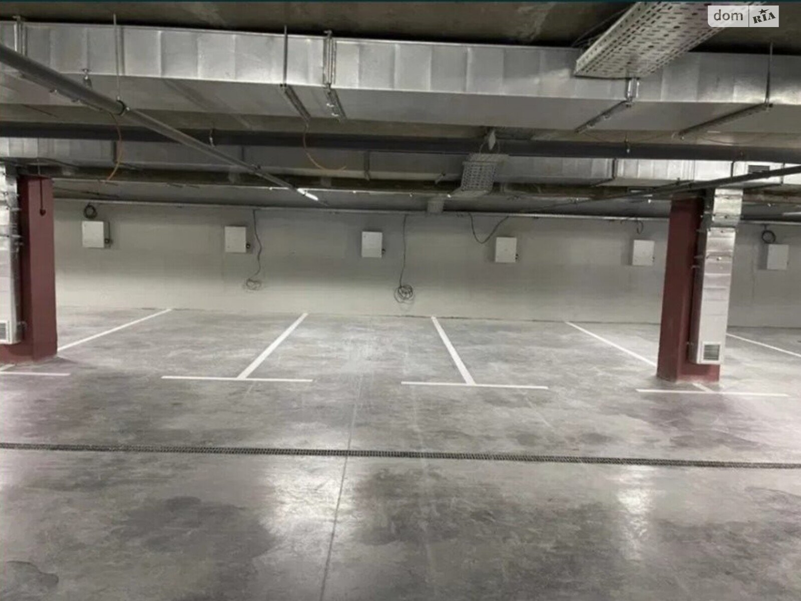 Место в подземном паркинге под легковое авто в Днепре, площадь 1473 кв.м. фото 1