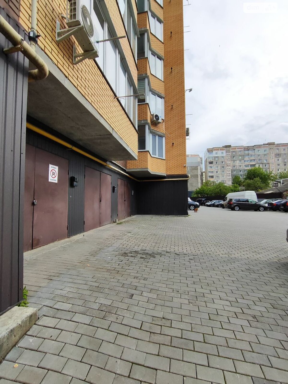 Місце в підземному паркінгу під легкове авто в Хмельницькому, площа 21.7 кв.м. фото 1 Місце в підземному паркінгу під легкове авто в Хмельницькому, площа 21.7 кв.м. фото 1