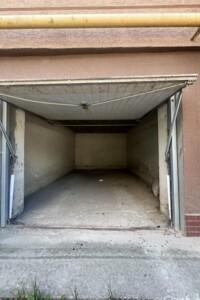 Место в подземном паркинге под легковое авто в Ивано-Франковске, площадь 22 кв.м. фото 2 Место в подземном паркинге под легковое авто в Ивано-Франковске, площадь 22 кв.м. фото 2