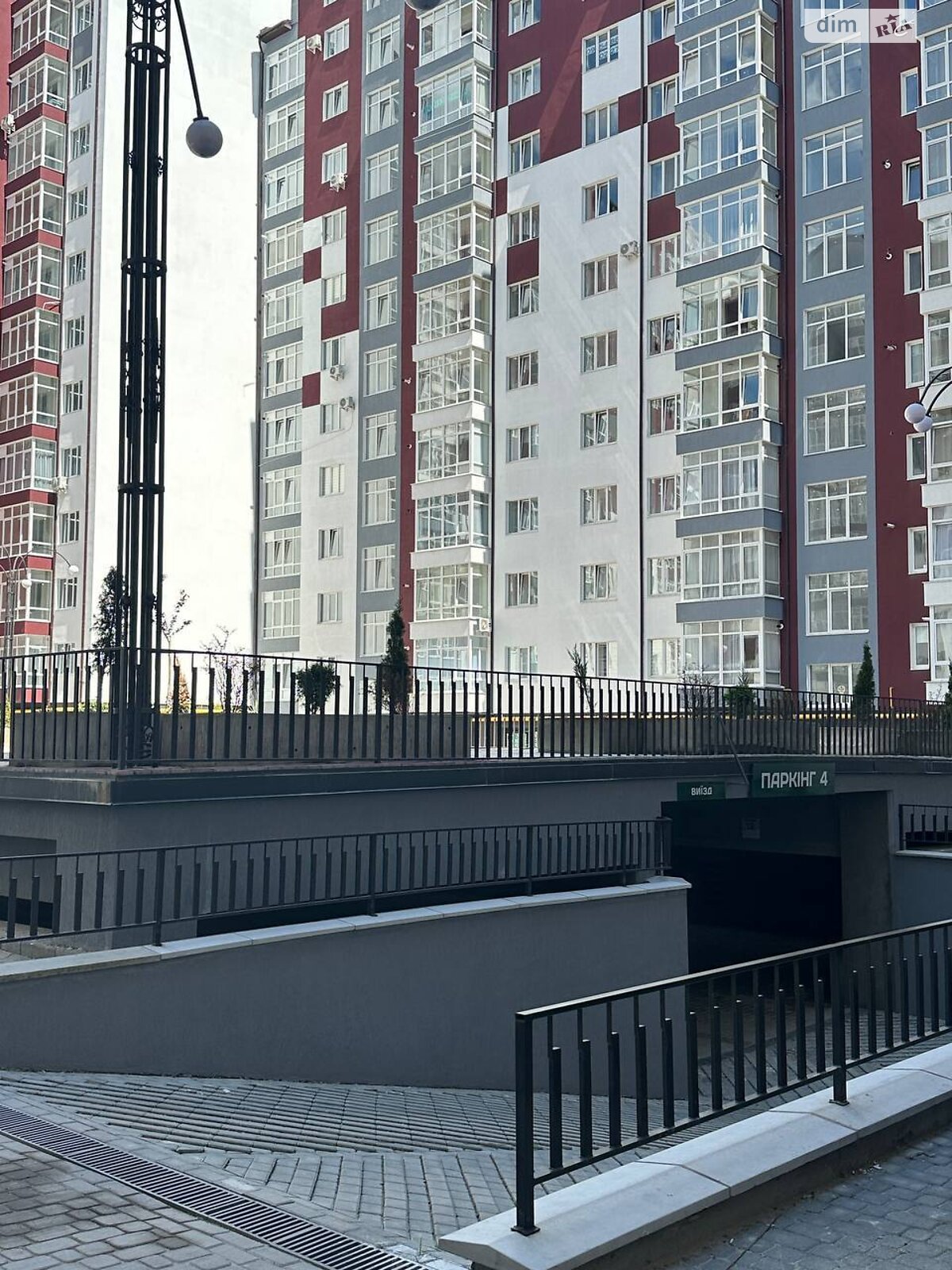 Место в подземном паркинге универсальный в Ивано-Франковске, площадь 17.2 кв.м. фото 1