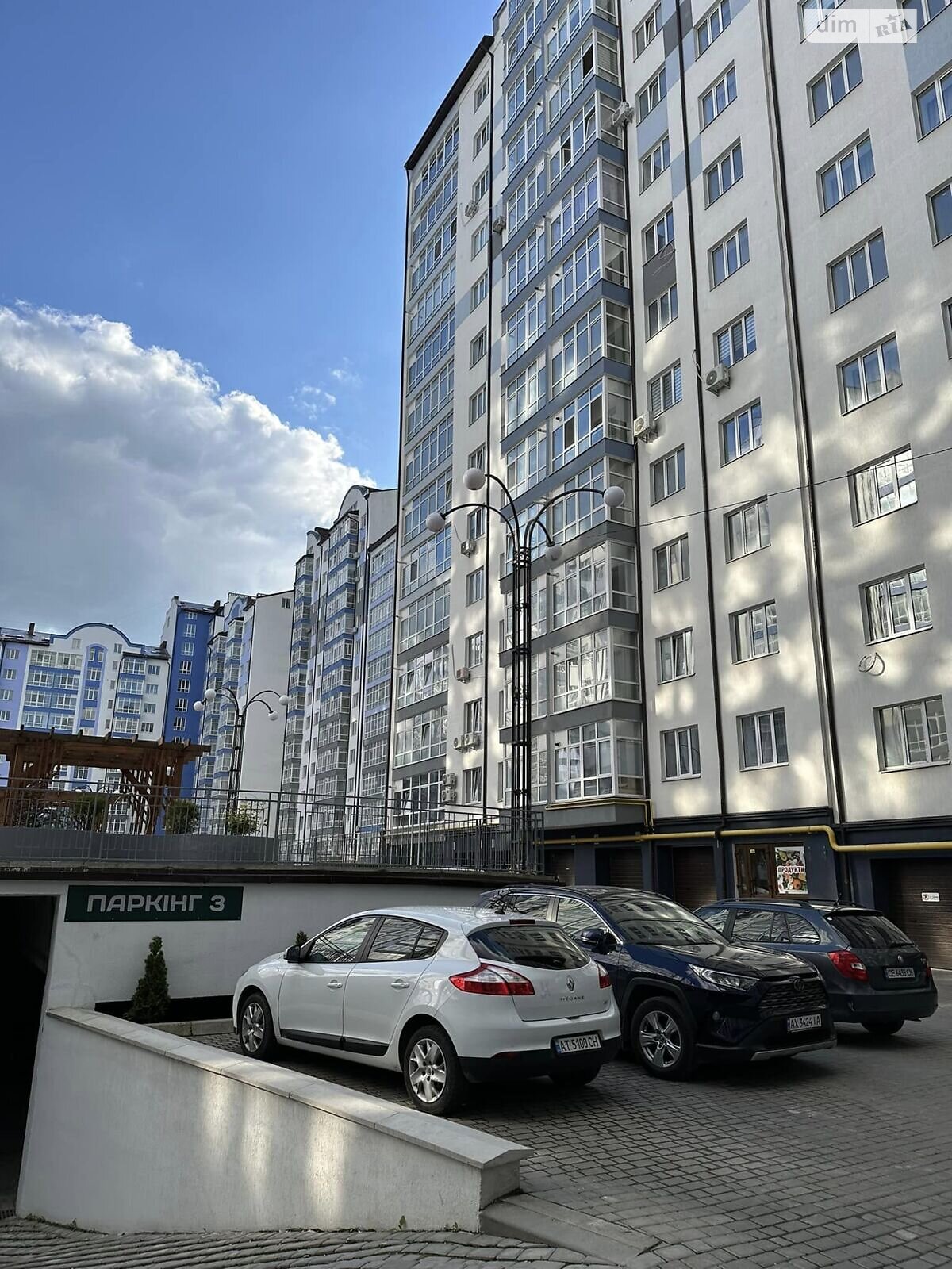 Місце в підземному паркінгу під легкове авто в Івано-Франківську, площа 17 кв.м. фото 1