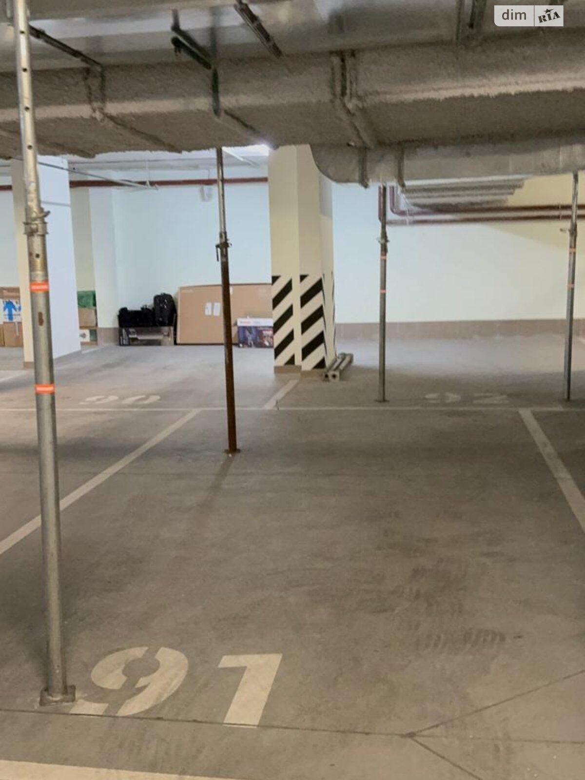 Місце в підземному паркінгу під легкове авто в Києві, площа 34 кв.м. фото 1