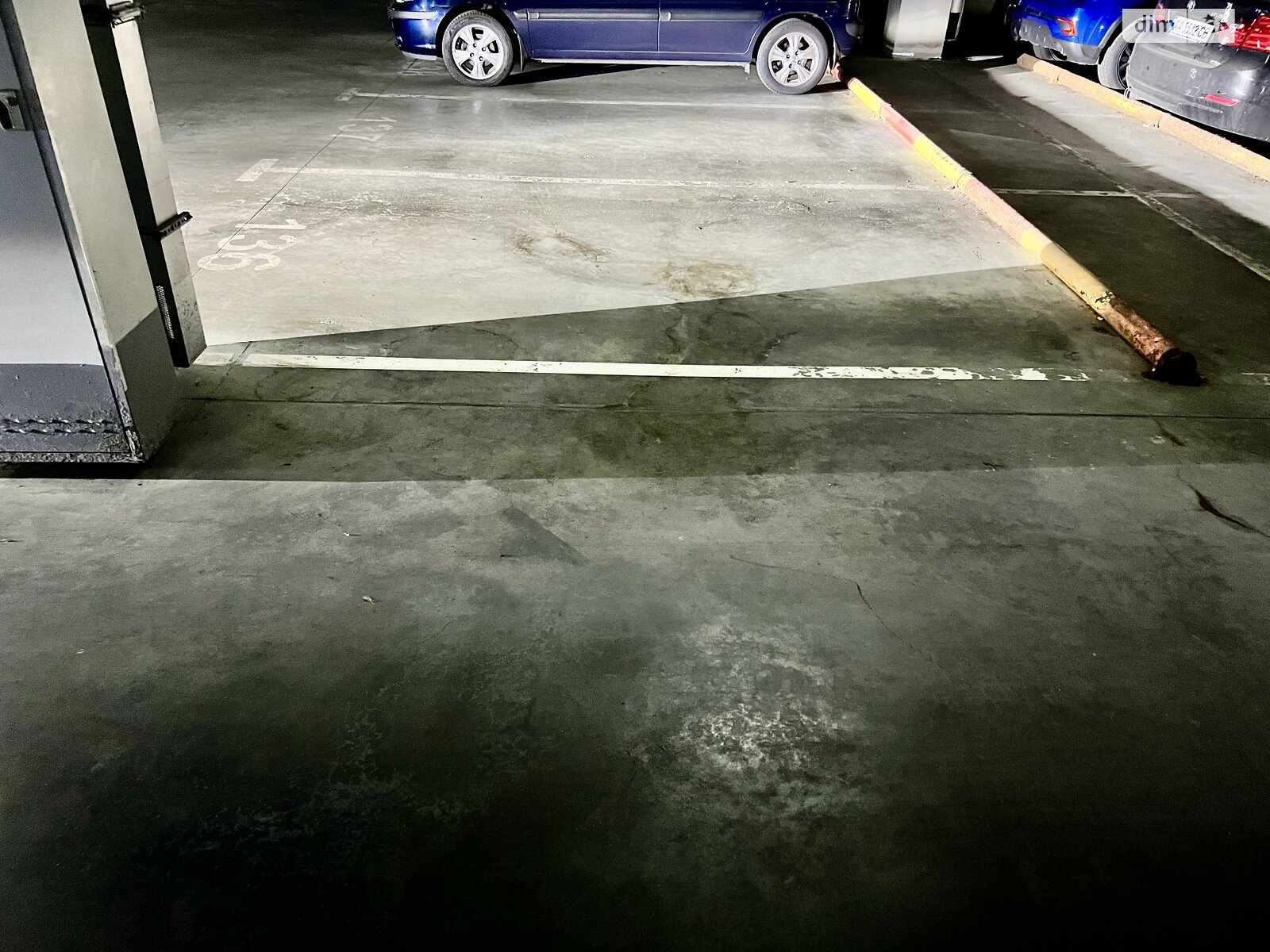 Место в подземном паркинге под легковое авто в Киеве, площадь 13.3 кв.м. фото 1 Место в подземном паркинге под легковое авто в Киеве, площадь 13.3 кв.м. фото 1