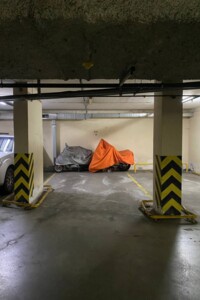 Место в подземном паркинге под легковое авто в Киеве, площадь 19 кв.м. фото 2